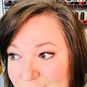 Meet your Posher, Lynne